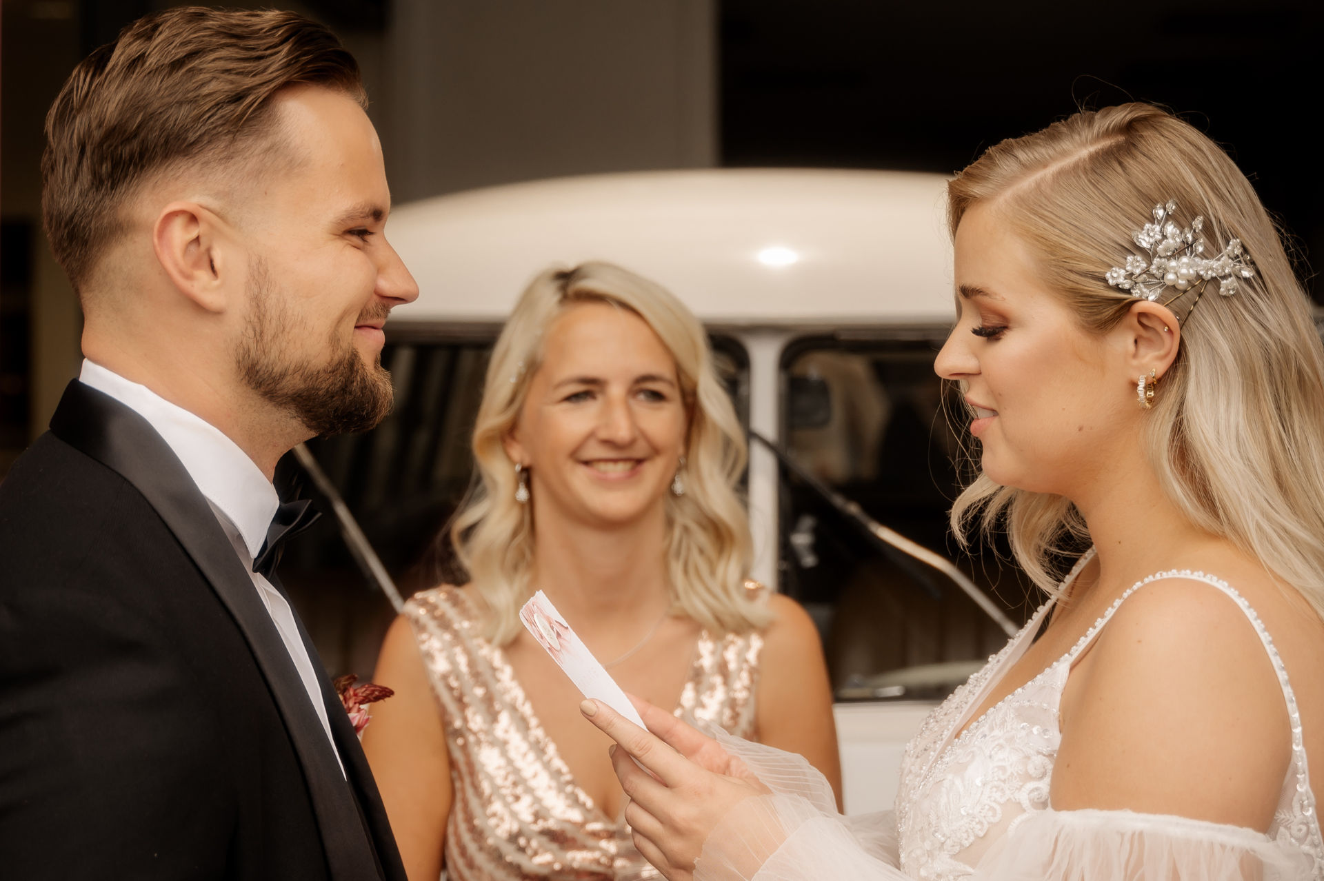 Freie Trauung, Trauredner